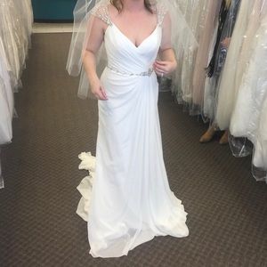 Maggie Sottero Wedding Dress